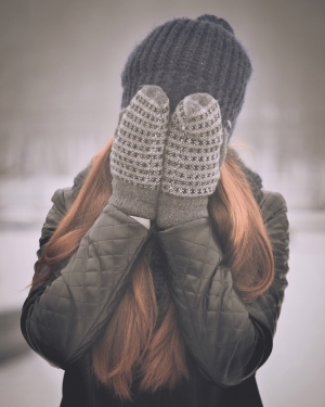 embarrassed-mittens-300x375-dmitry-ratushny-57336-unsplash